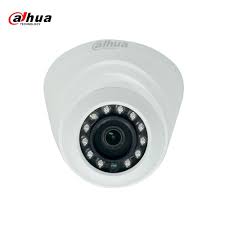 PREMIUM CAMARA 4 EN 1 1/3" CMOS 720P TIPO DOMO LENTE VARIF. 2,7-13.5MM FOV 25°-91° DWDR IR 30M IP67