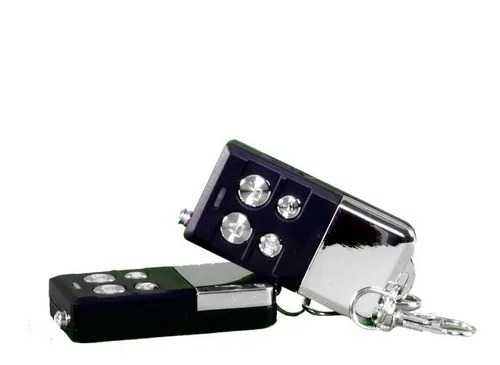 CONTROL REMOTO LLAVERO ULTRA DE 4 BOTONES ALCANCE 60 A 80 METROS NEGRO