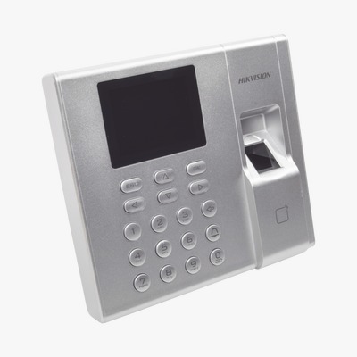 TERMINAL DE CONTROL DE ACCESO Y ASISTENCIA COMPATIBLE CON APP HIK-CONNECT (P2P) / LECTURA DE HUELLA Y DE TARJETAS EM / SOPORTA HASTA 1000 HUELLAS / RELEVADOR PARA CHAPA / SOFTWARE IVMS4200