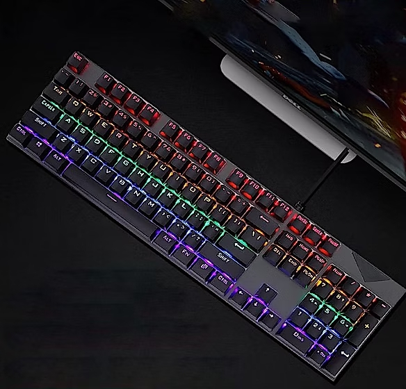 TECLADO GAMER MECANICO CON NUMERICO RGB MULTICOLOR RESISTENTE USB ABS