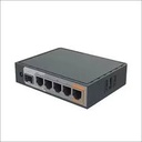 SWITCH DE 5 PUERTOS BASE 1000 GIGABYTE MICROTIK POE SFP METALICO
